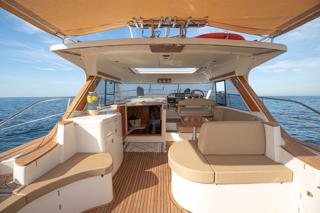 arcoa-yatch-mystic-39-dejavu-481884b4-3