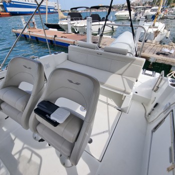 beneteau-flyer-7-sundeck-ob-carana-i-579cc3e7-a