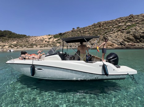 quicksilver-675-sundeck-quicksilver-675-sunceck-31cbb840-0